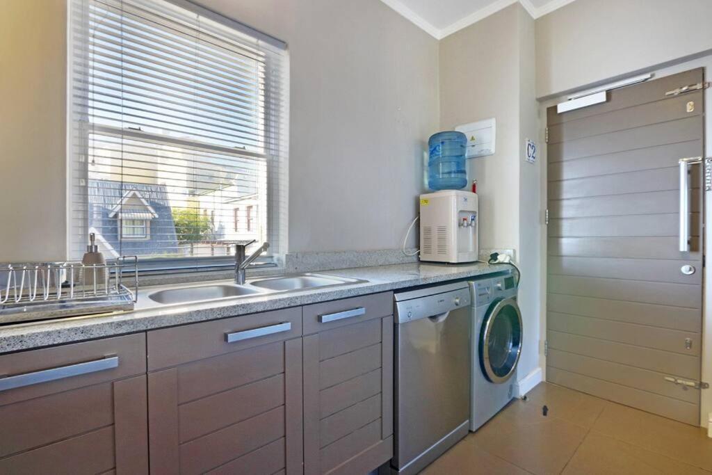 Penguin Haven . Luxury 2 Bedroom, Boulders Beach. Kapstaden Exteriör bild